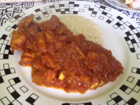 tikka masala csirke naan kenyérrel